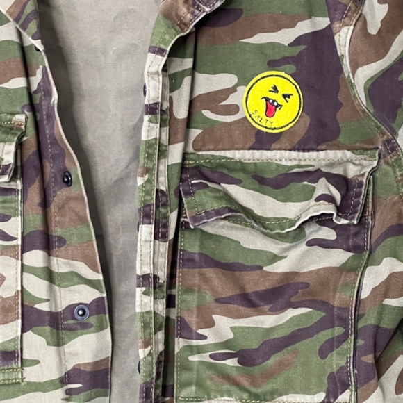 Camouflage jacket in Medium - Picture 3 of 3